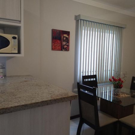 Aconchegante Apartamento Pe Na Areia Na Praia De Ingleses Gaivotas 70M Do Mar Florianópolis Exterior foto